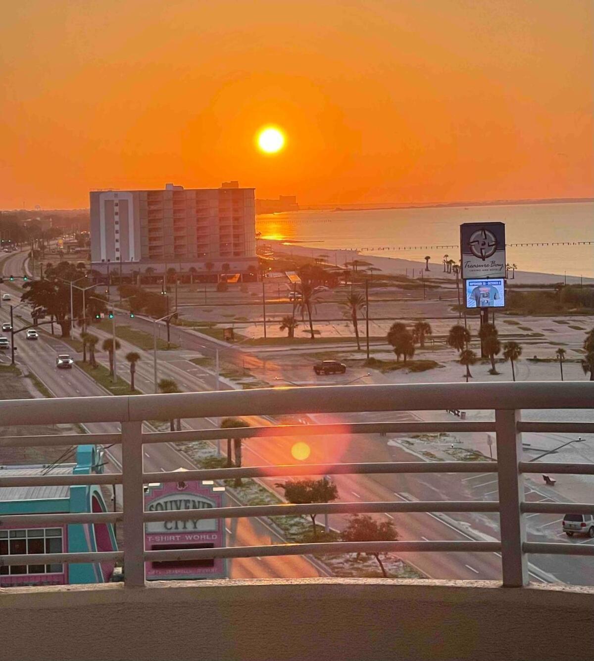 Stunning Views Of The Gulf Coast, Sunrise & Sunset - Large Private Condo Biloxi Eksteriør billede